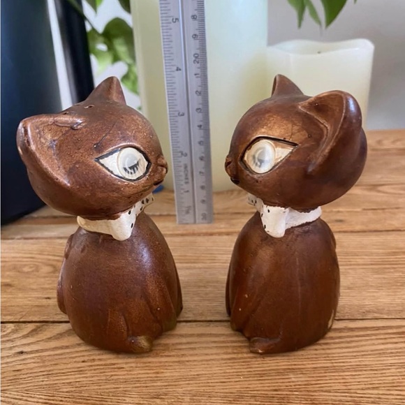 Set of 2 Lego Japan Winking Cat Salt and Pepper Shakers - Picture 2 of 5